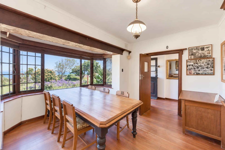 4 Bedroom Property for Sale in Westcliff Western Cape